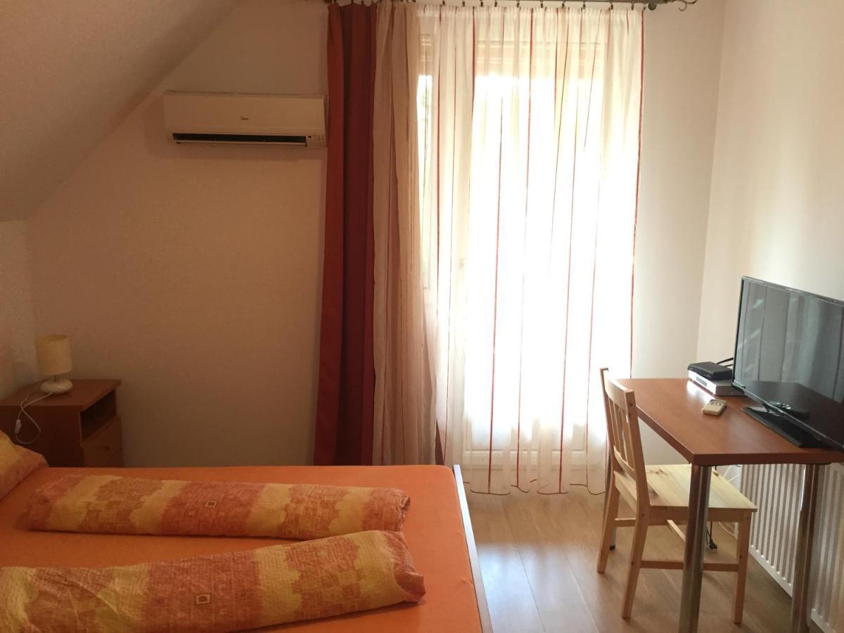 Hableany Etterem, Pizzeria Es Vendeghaz Bed and Breakfast Balatonmáriafürdő Buitenkant foto