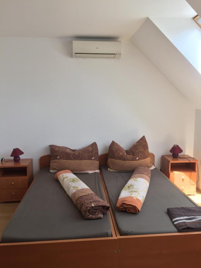 Hableany Etterem, Pizzeria Es Vendeghaz Bed and Breakfast Balatonmáriafürdő Buitenkant foto