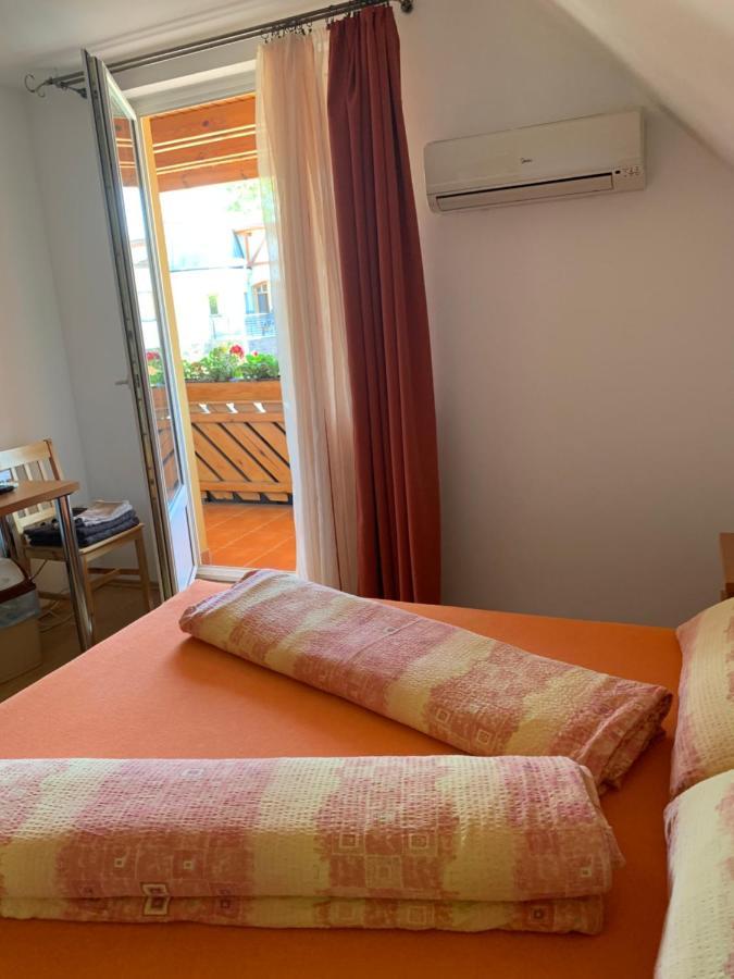 Hableany Etterem, Pizzeria Es Vendeghaz Bed and Breakfast Balatonmáriafürdő Buitenkant foto